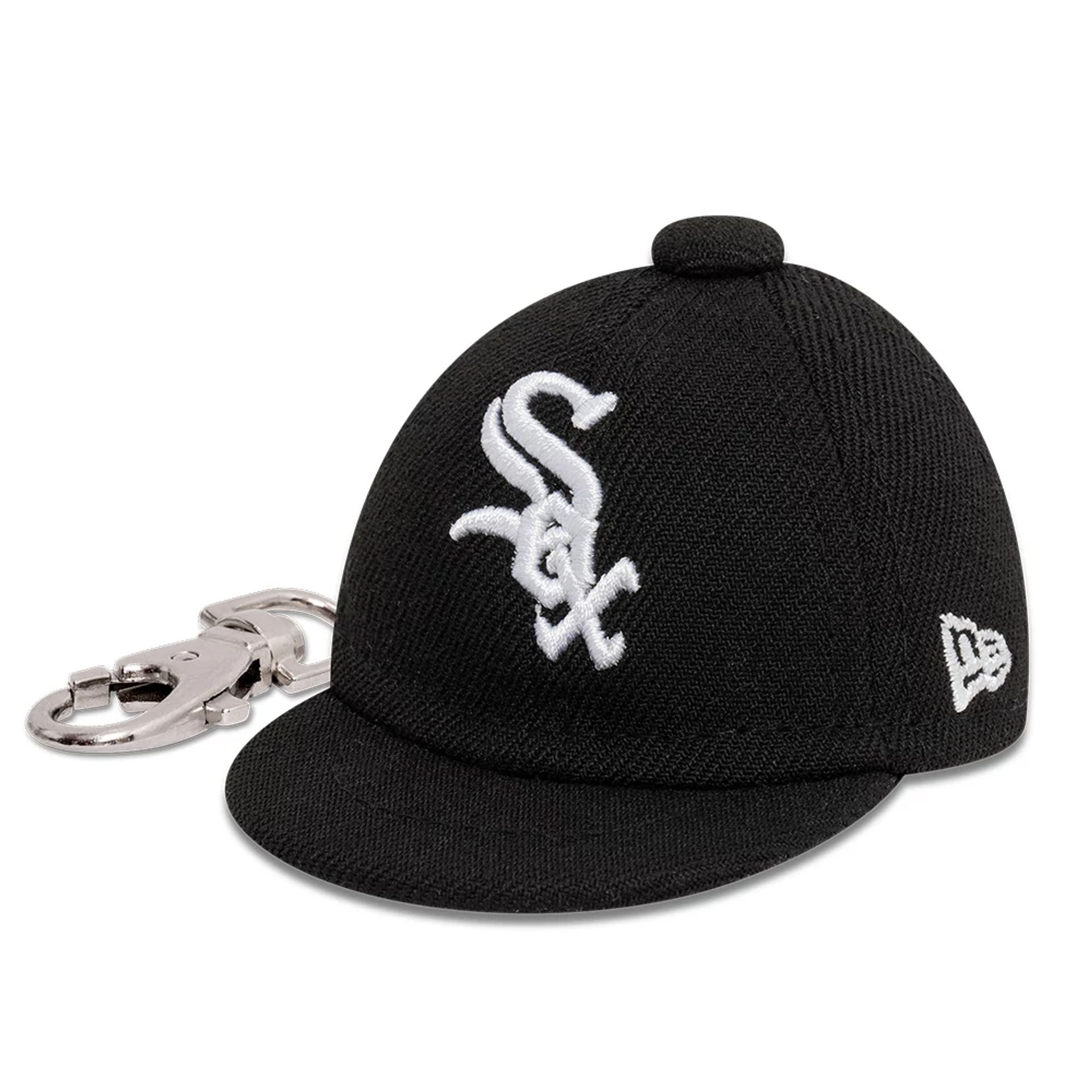 This is a Chicago White Sox MLB Mini Cap Black Key Chain 1