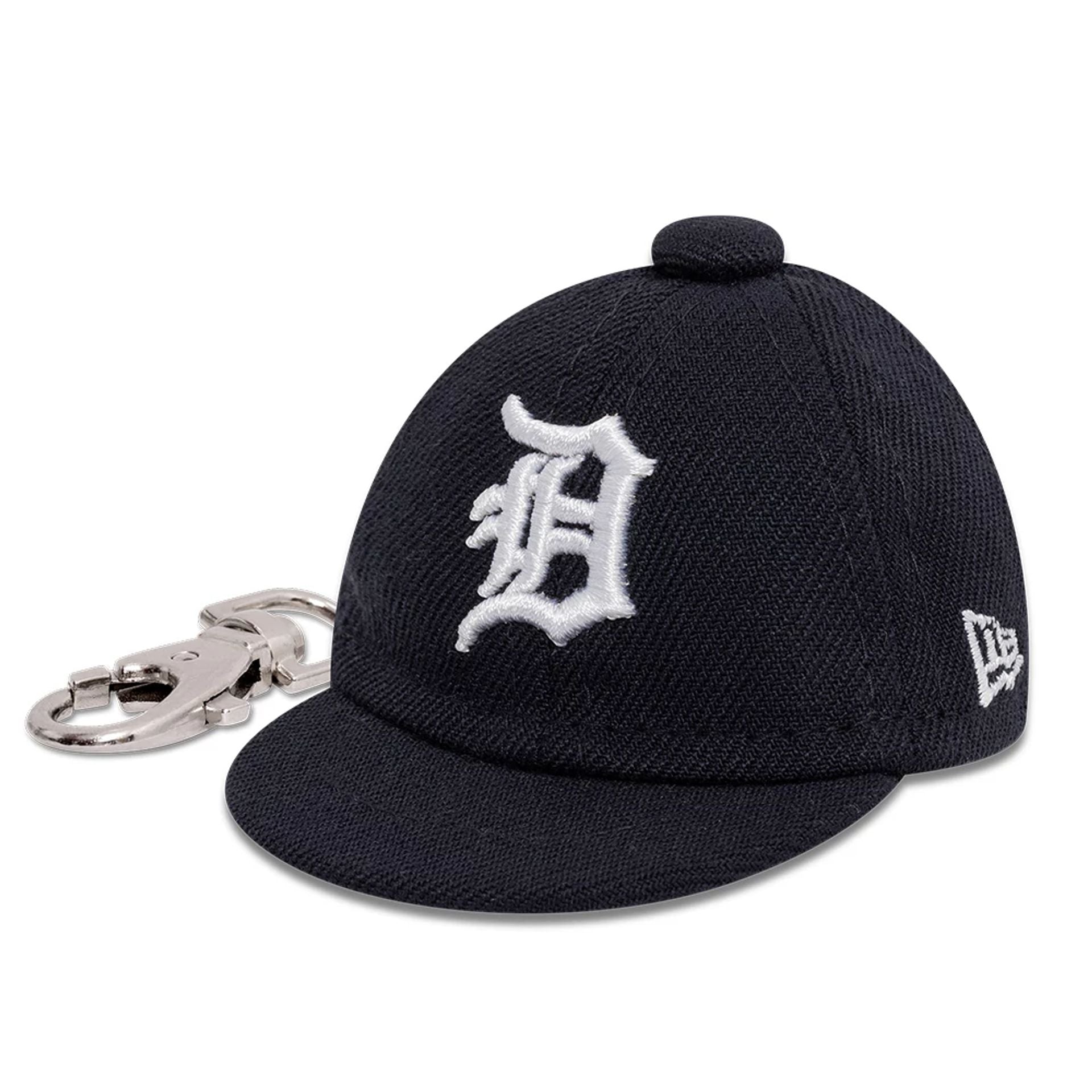 This is a Detroit Tigers MLB Mini Cap Navy Key Chain 1