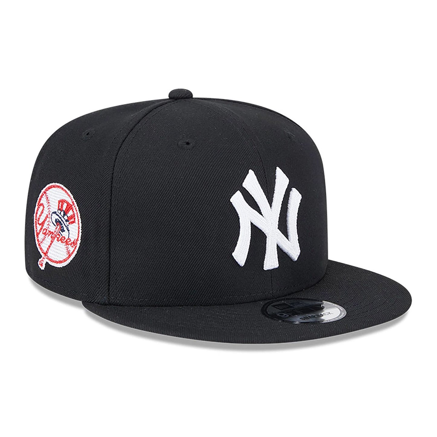 This is a New York Yankees MLB x Alpha Industries Black 9FIFTY Snapback Adjustable Cap 3