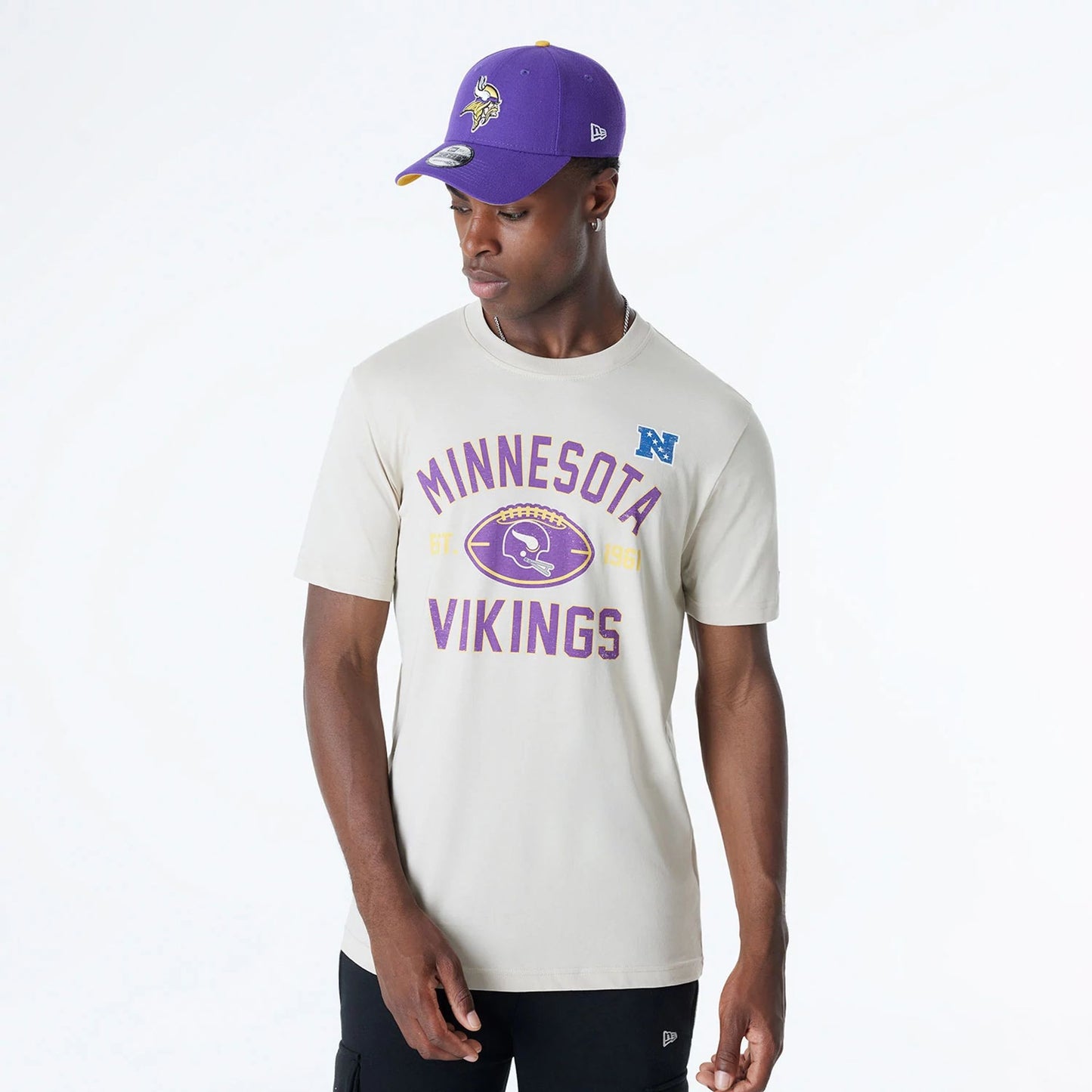 The Male model is wearing Minnesota Vikings NFL 3rd Down Historic Light Beige T-Shirt  5