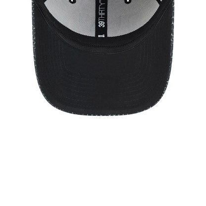 This is a Las Vegas Raiders NFL Sideline 2024 Black 39THIRTY Stretch Fit Cap 4