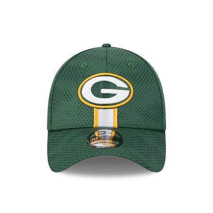 This is a Green Bay Packers NFL Sideline 2024 Dark Green 39THIRTY Stretch Fit Cap 2