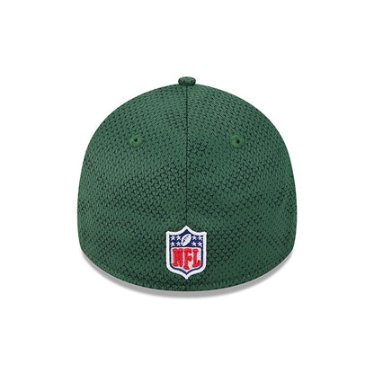 This is a Green Bay Packers NFL Sideline 2024 Dark Green 39THIRTY Stretch Fit Cap 5