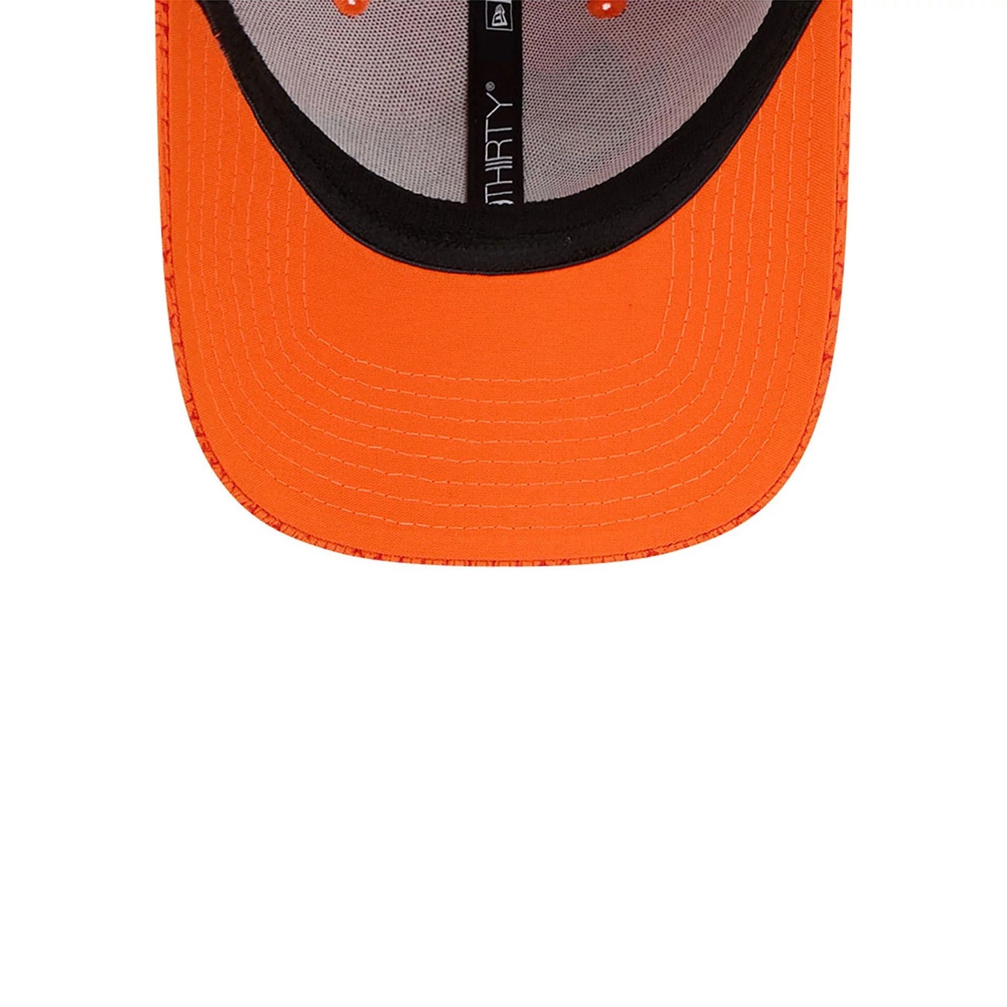 This is a Denver Broncos NFL Sideline 2024 Orange 39THIRTY Stretch Fit Cap 4