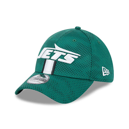 This is a New York Jets NFL Sideline 2024 Green 39THIRTY Stretch Fit Cap 1