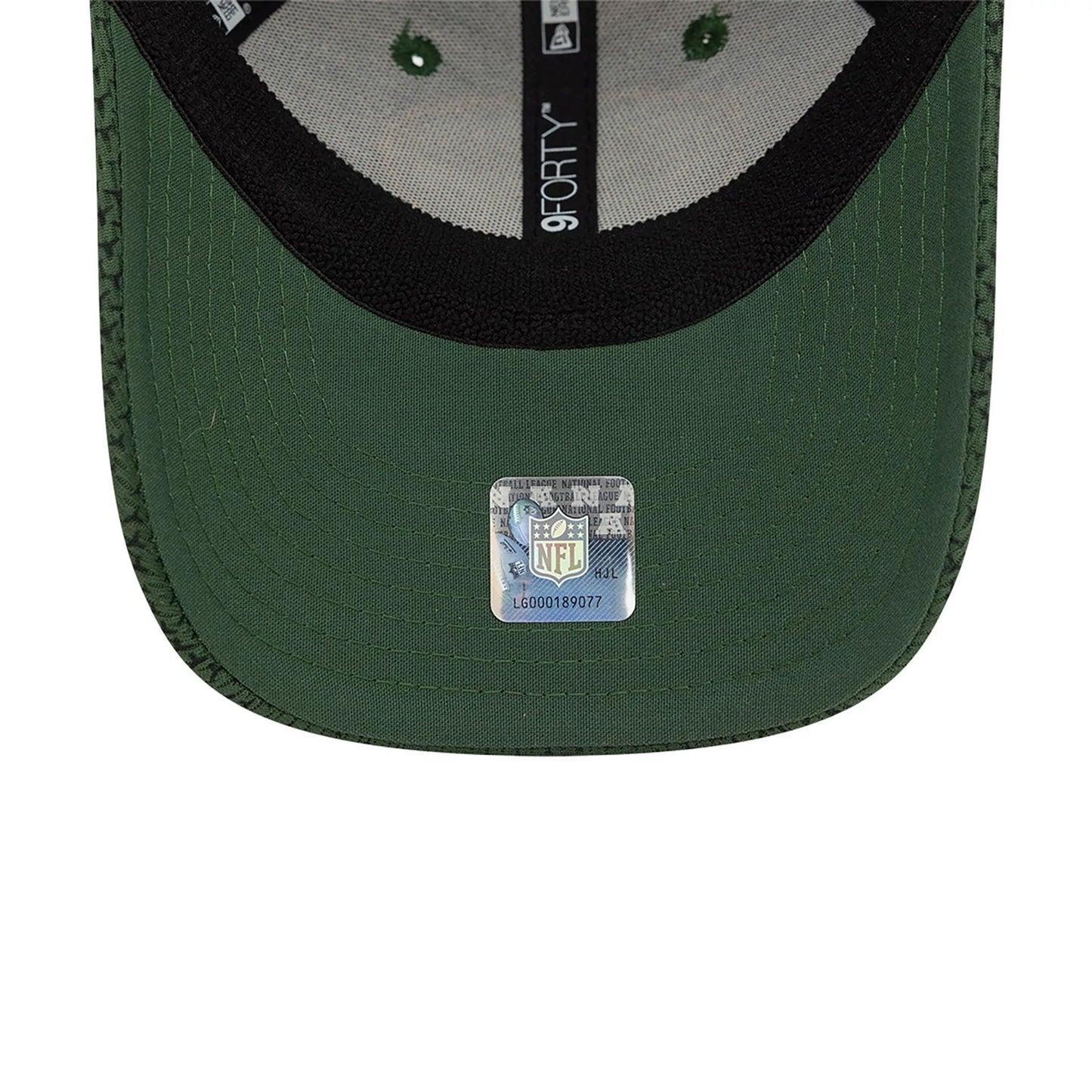 This is a Green Bay Packers Youth NFL Sideline 2024 Dark Green 9FORTY Stretch Snap Cap 5