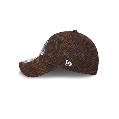 This is a Cleveland Browns NFL Sideline 2024 Dark Brown 9FORTY Stretch Snap Cap 7