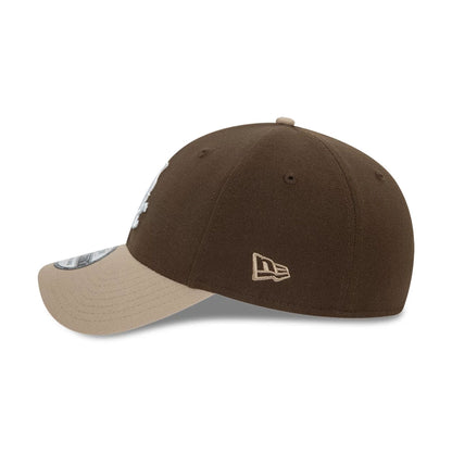 This is a Chicago White Sox Neutral World Series Dark Brown 39THIRTY Stretch Fit Cap 6