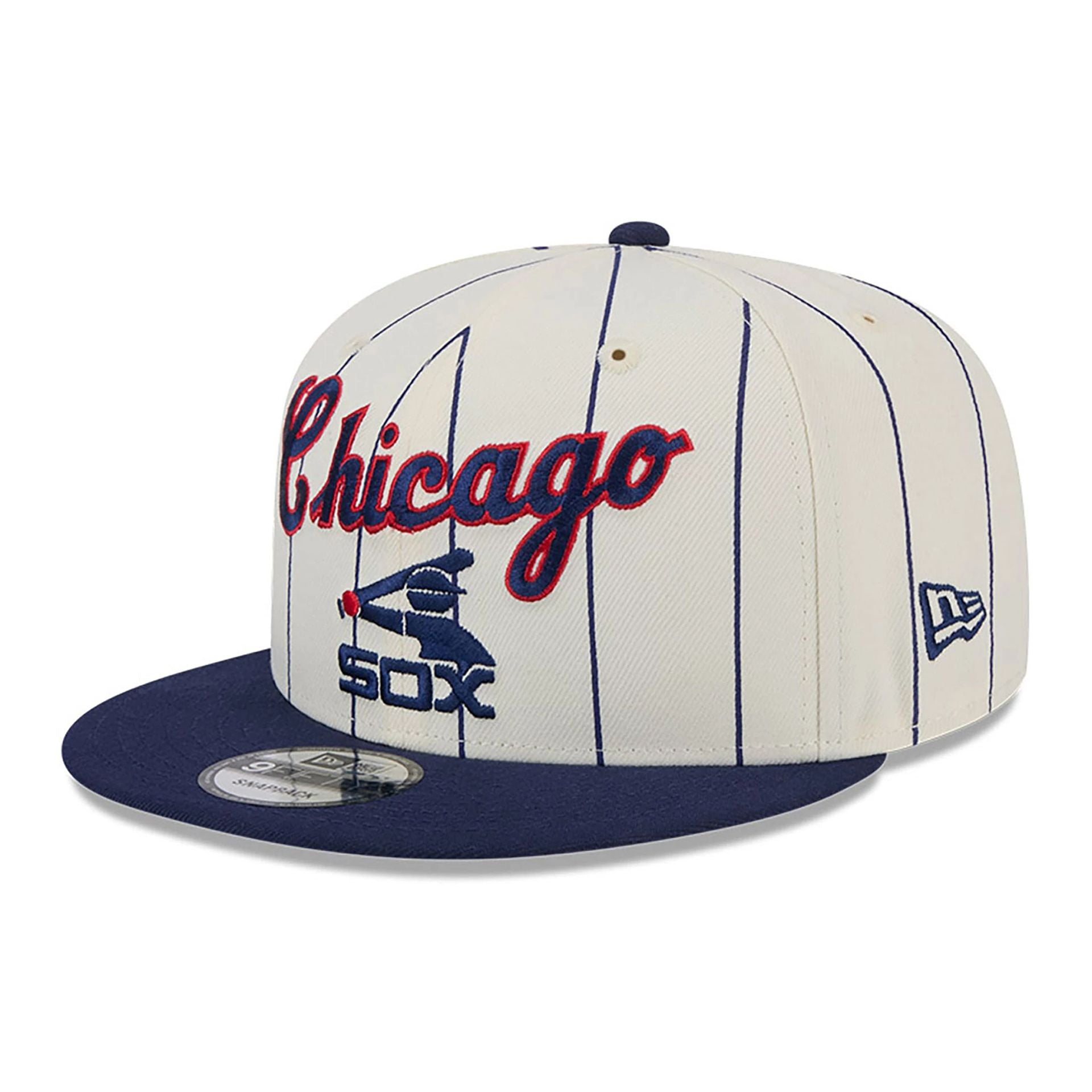 This is a Chicago White Sox Jersey Pinstripe Chrome White 9FIFTY Snapback Cap 1