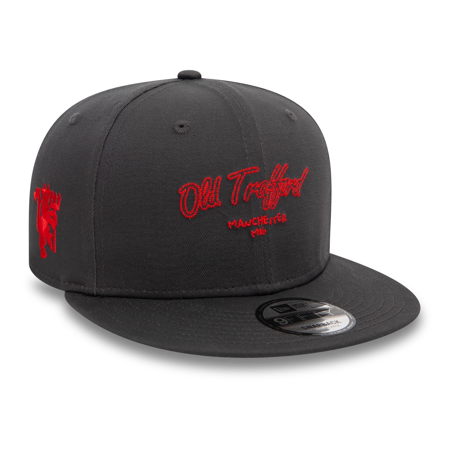 This is a Manchester United FC Chain Stitch Dark Grey 9FIFTY Snapback Cap 1