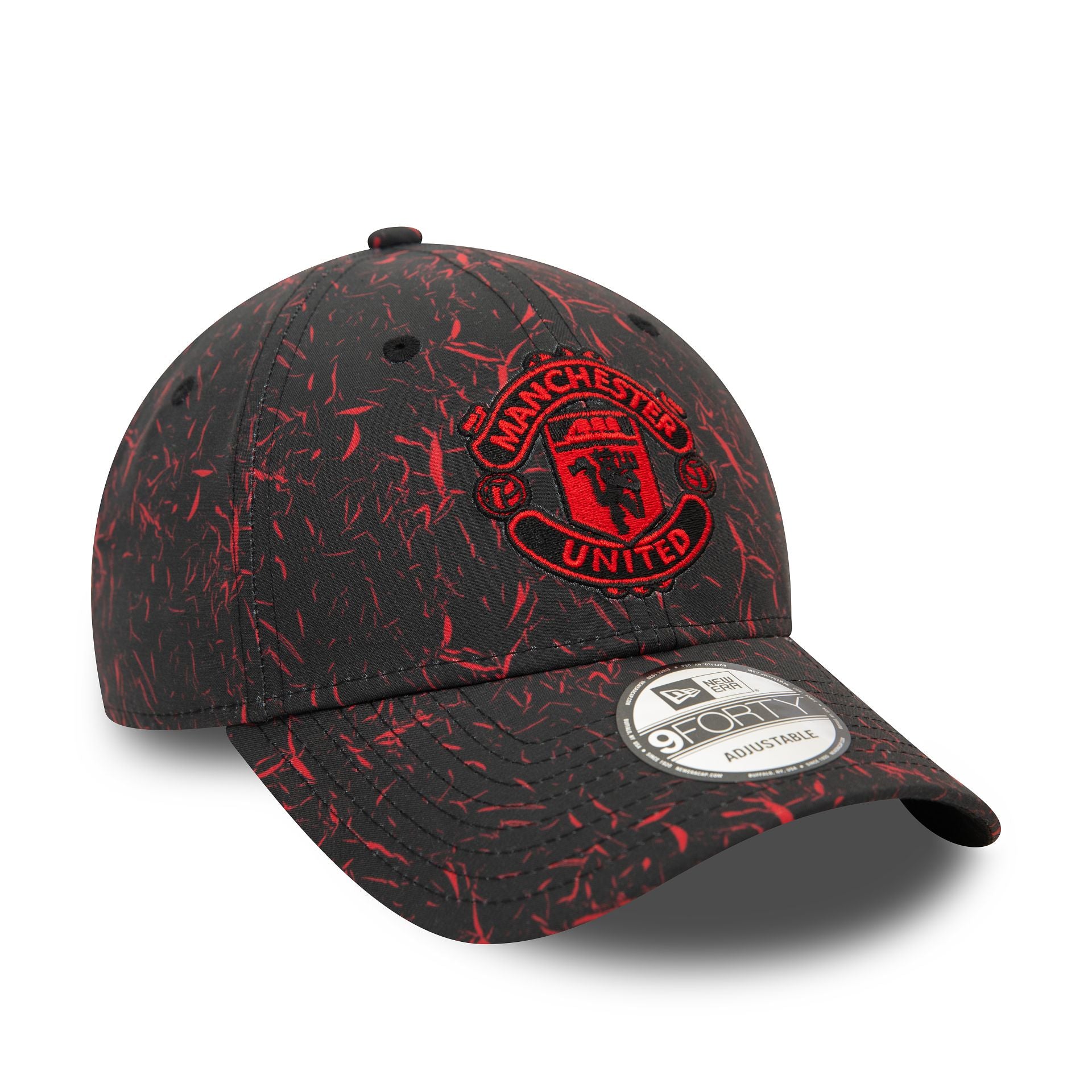 This is a Manchester United FC Crinkle All Over Print Black 9FORTY Adjustable Cap 1