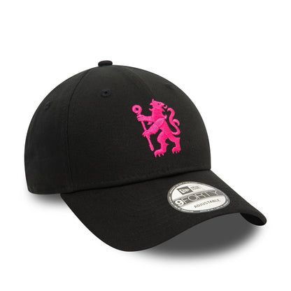 This is a Chelsea FC Lion Crest Seasonal Black 9FORTY Adjustable Cap 4