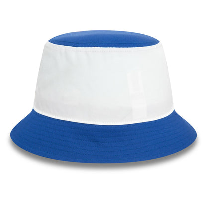 This is a Chelsea FC Lion Crest Colour Block Blue Bucket Hat 3