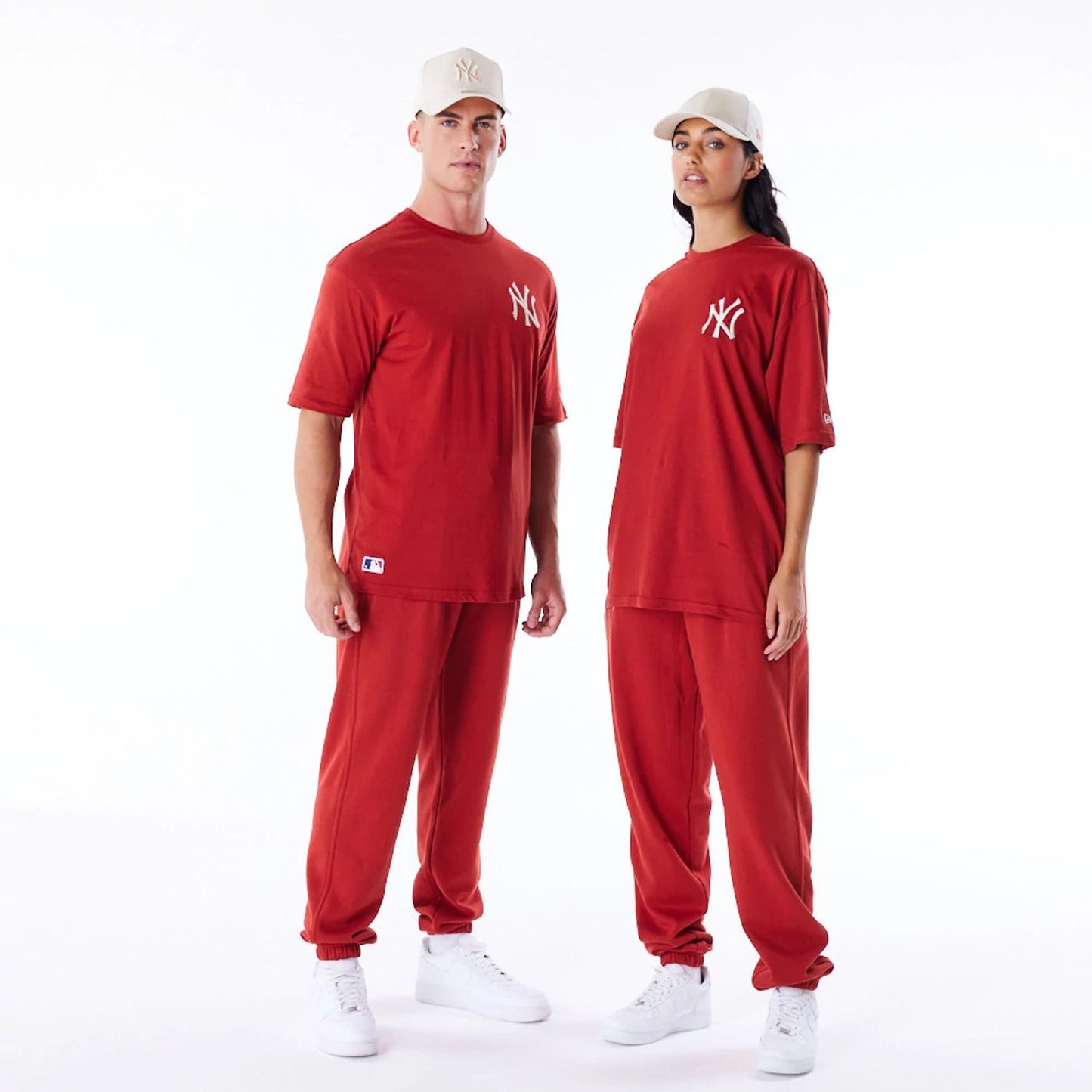 The Male model is wearing New York Yankees League Essential Red Oversized T-Shirt 8