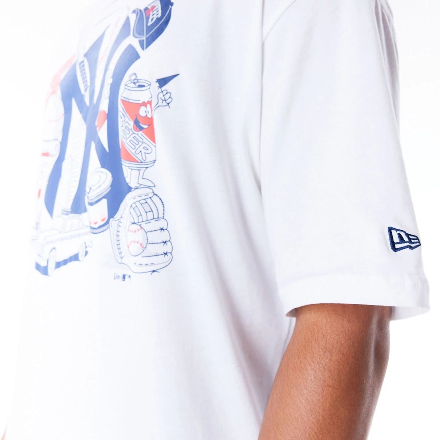 The Male model is wearing New York Yankees MLB Food Graphic White Oversized T-Shirt 4