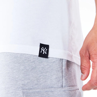 The Male model is wearing New York Yankees MLB Food Graphic White Oversized T-Shirt 6