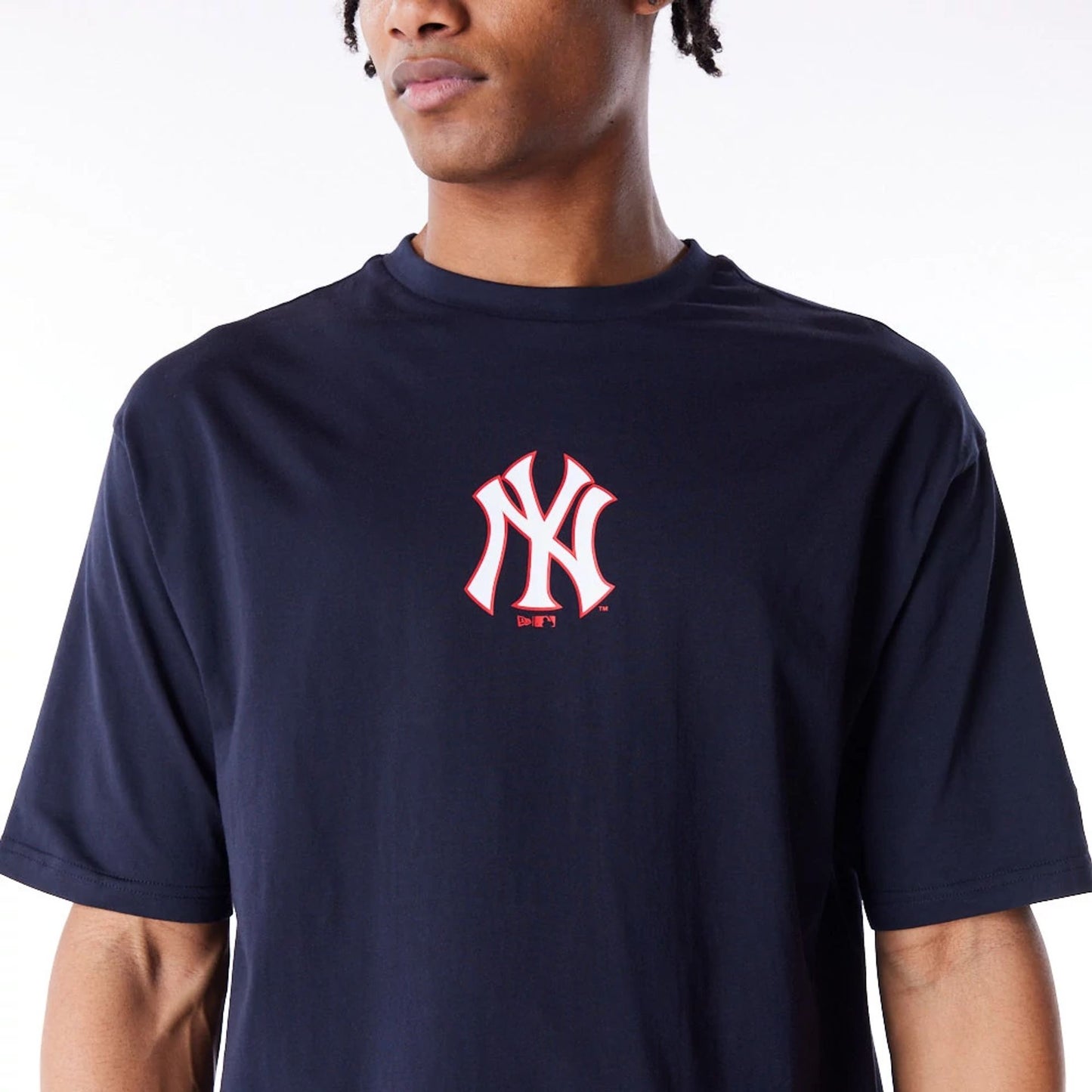 The Male model is wearing New York Yankees MLB World Series Navy Oversized T-Shirt  4