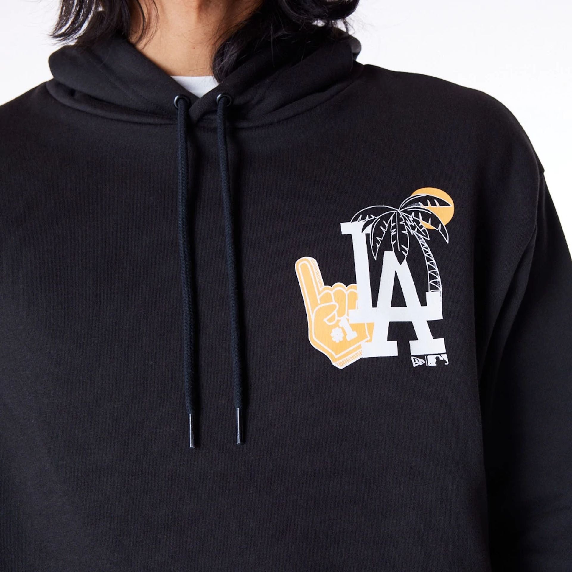 The Male model is wearing LA Dodgers MLB Graphic Black Oversized Pullover Hoodie 5