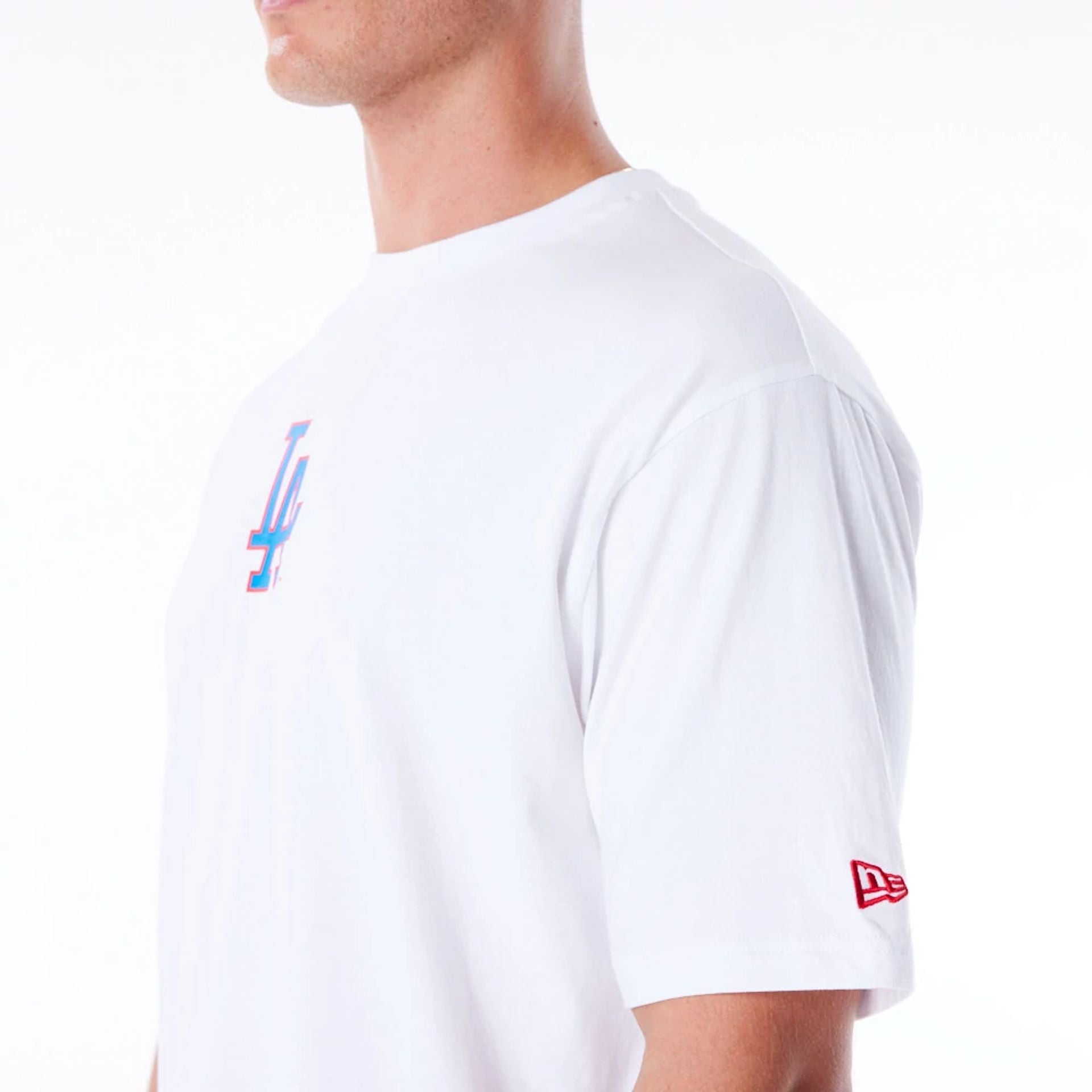 The Male model is wearing LA Dodgers MLB World Series White Oversized T-Shirt  6