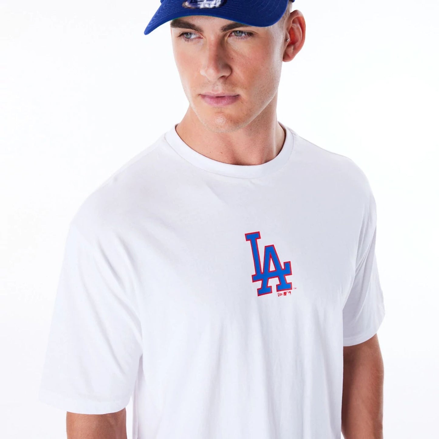 The Male model is wearing LA Dodgers MLB World Series White Oversized T-Shirt  5