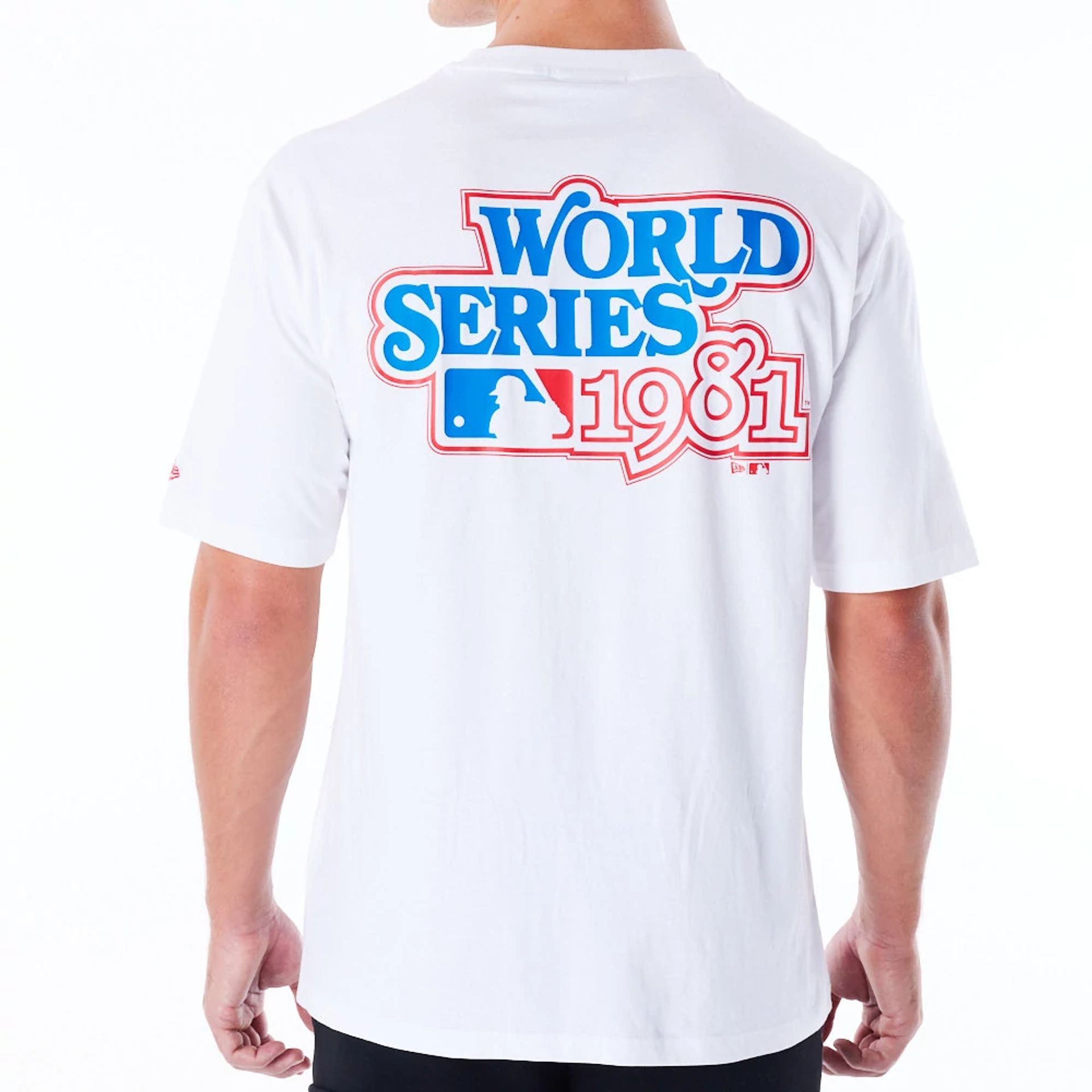 The Male model is wearing LA Dodgers MLB World Series White Oversized T-Shirt  4