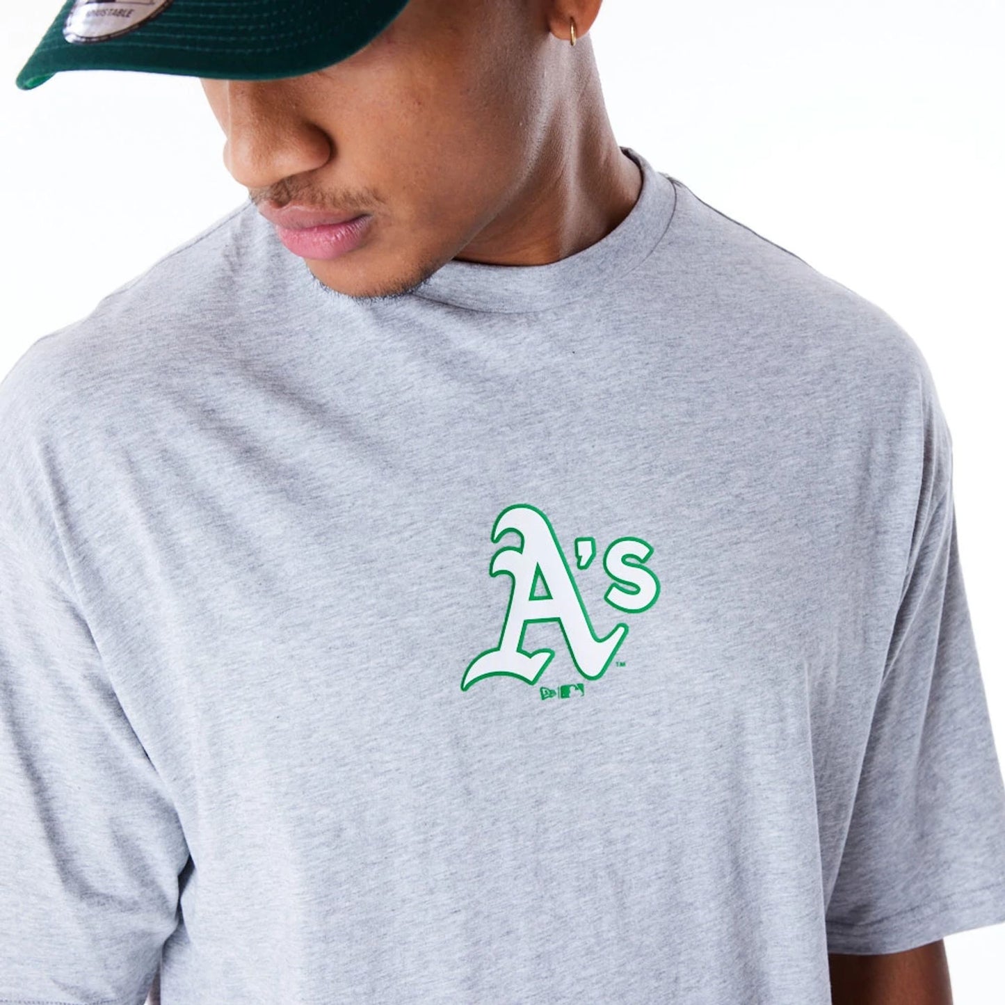 The Male model is wearing Oakland Athletics MLB World Series Grey Oversized T-Shirt  4