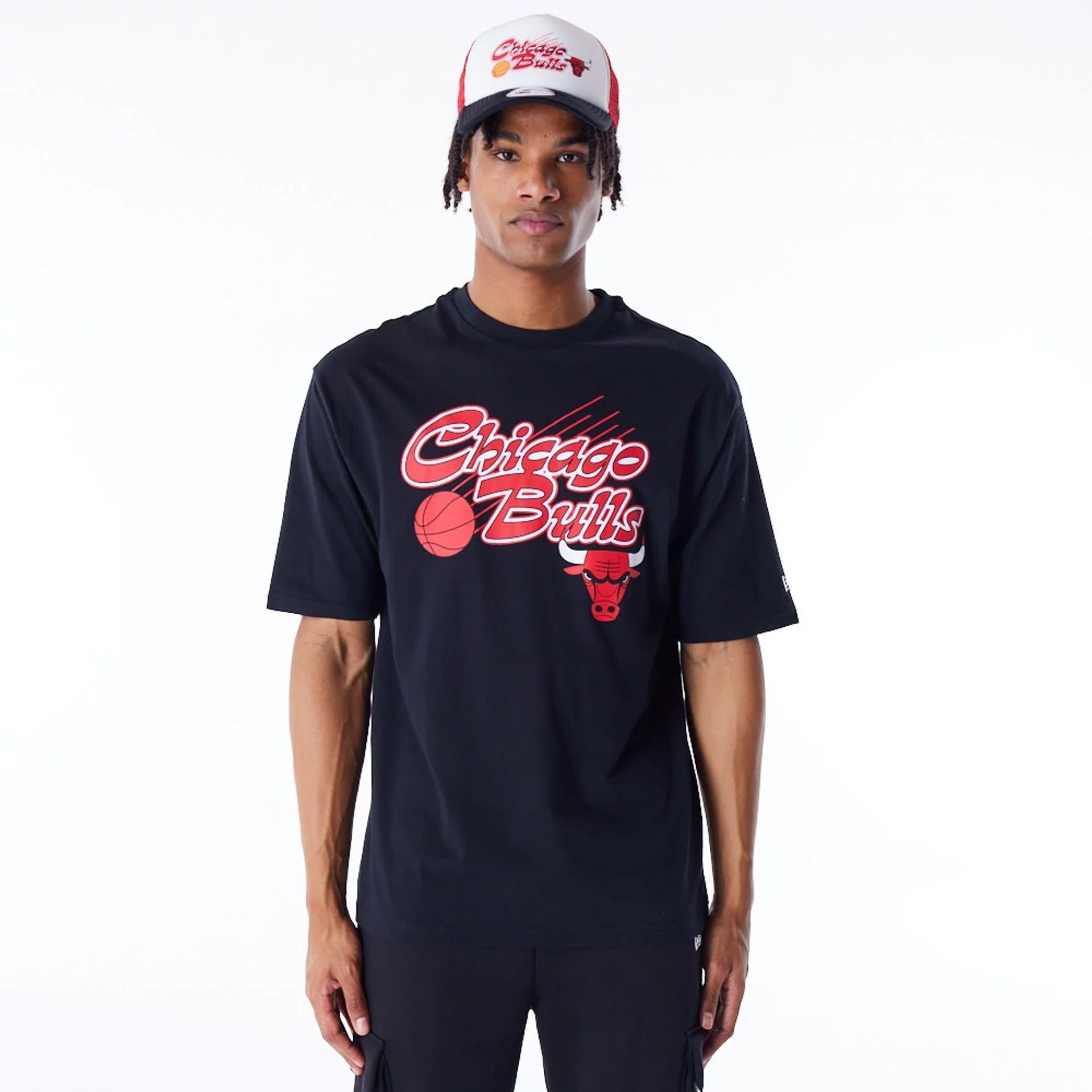 The Male model is wearing Chicago Bulls NBA Script Graphic Black Oversized T-Shirt 2