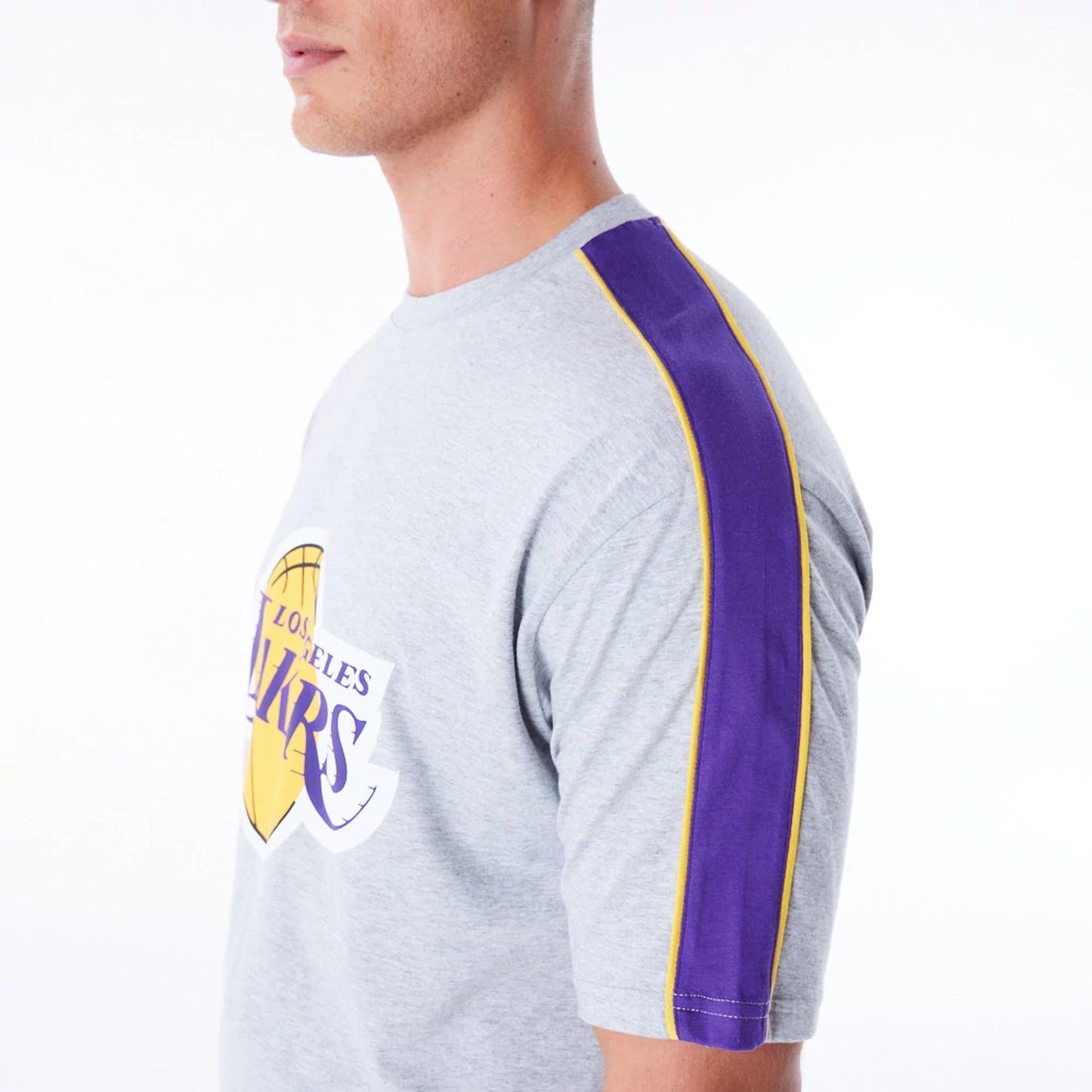 The Male model is wearing LA Lakers NBA Panel Grey Oversized T-Shirt  4