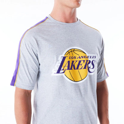 The Male model is wearing LA Lakers NBA Panel Grey Oversized T-Shirt  5