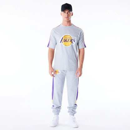 The Male model is wearing LA Lakers NBA Panel Grey Oversized T-Shirt  8