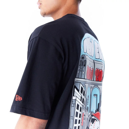 The Male model is wearing New Era New York City Graphic Black Oversized T-Shirt 4