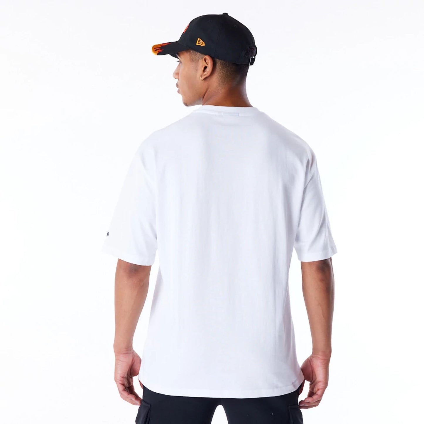 The Male model is wearing New Era Flag Flame White Oversized T-Shirt 4