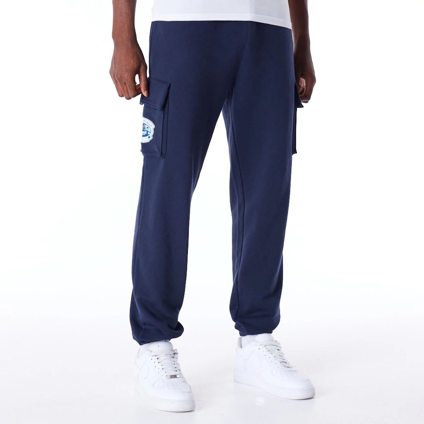 The Male model is wearing LA Dodgers World Series Navy Fleece Cargo Joggers 2