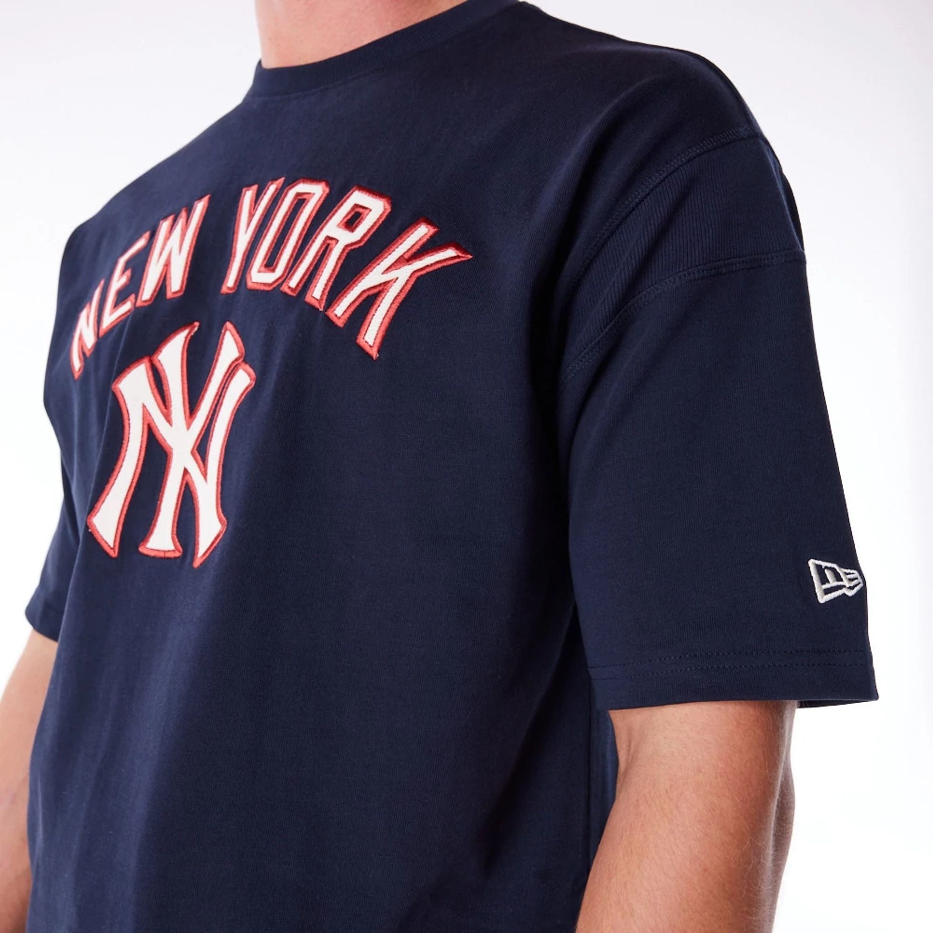 The Male model is wearing New York Yankees MLB Rib Infill Navy Oversized T-Shirt  2