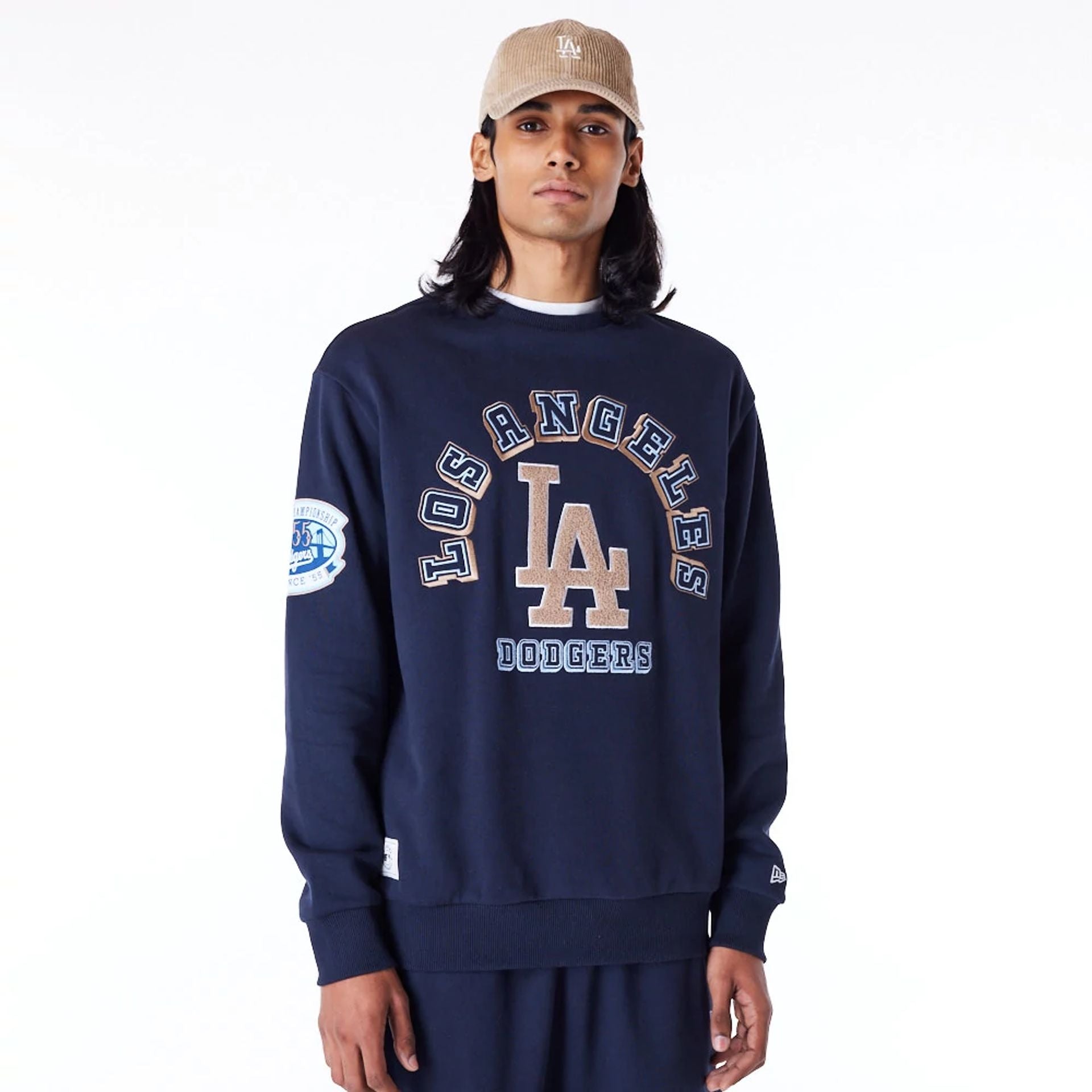 The Male model is wearing LA Dodgers World Series Navy Oversized Fleece Top  1