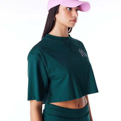 The Female model is wearing New York Yankees Womens MLB Diamante Dark Green Crop T-Shirt 4