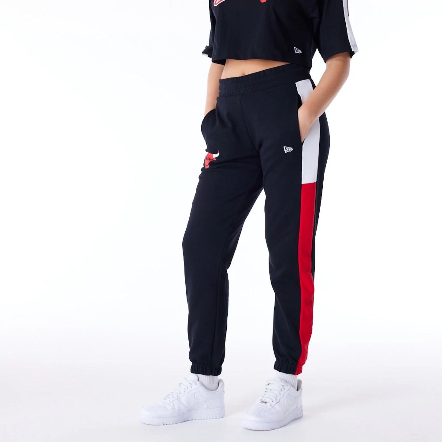 The Female model is wearing Chicago Bulls Womens NBA Colour Block Black Fleece Joggers 9