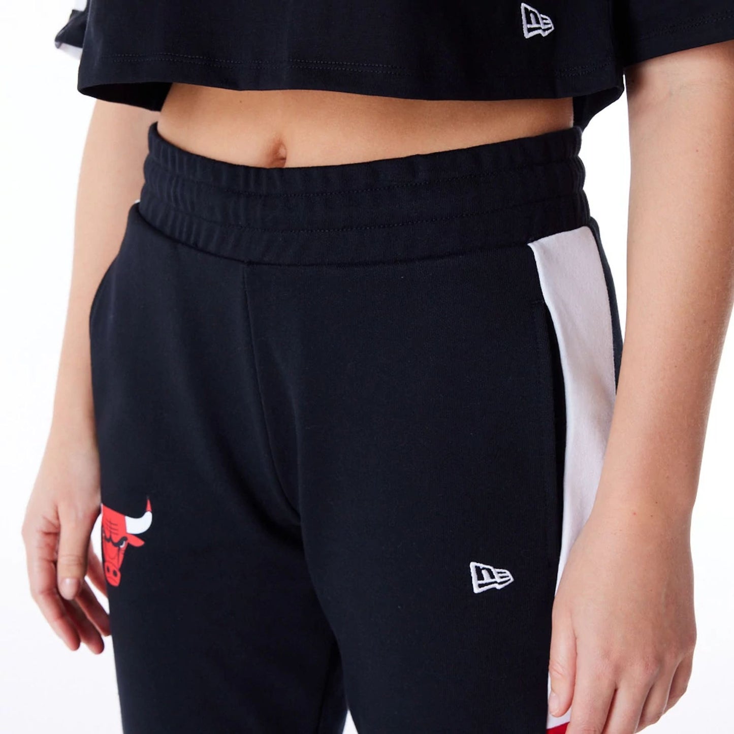 The Female model is wearing Chicago Bulls Womens NBA Colour Block Black Fleece Joggers 6