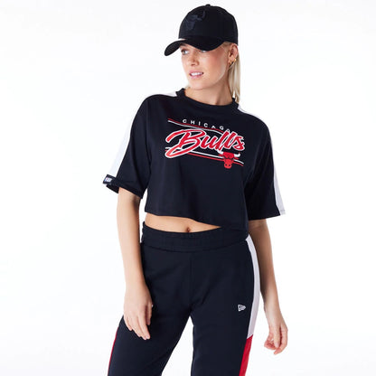 The Female model is wearing Chicago Bulls Womens NBA Colour Block Black Crop T-Shirt 1