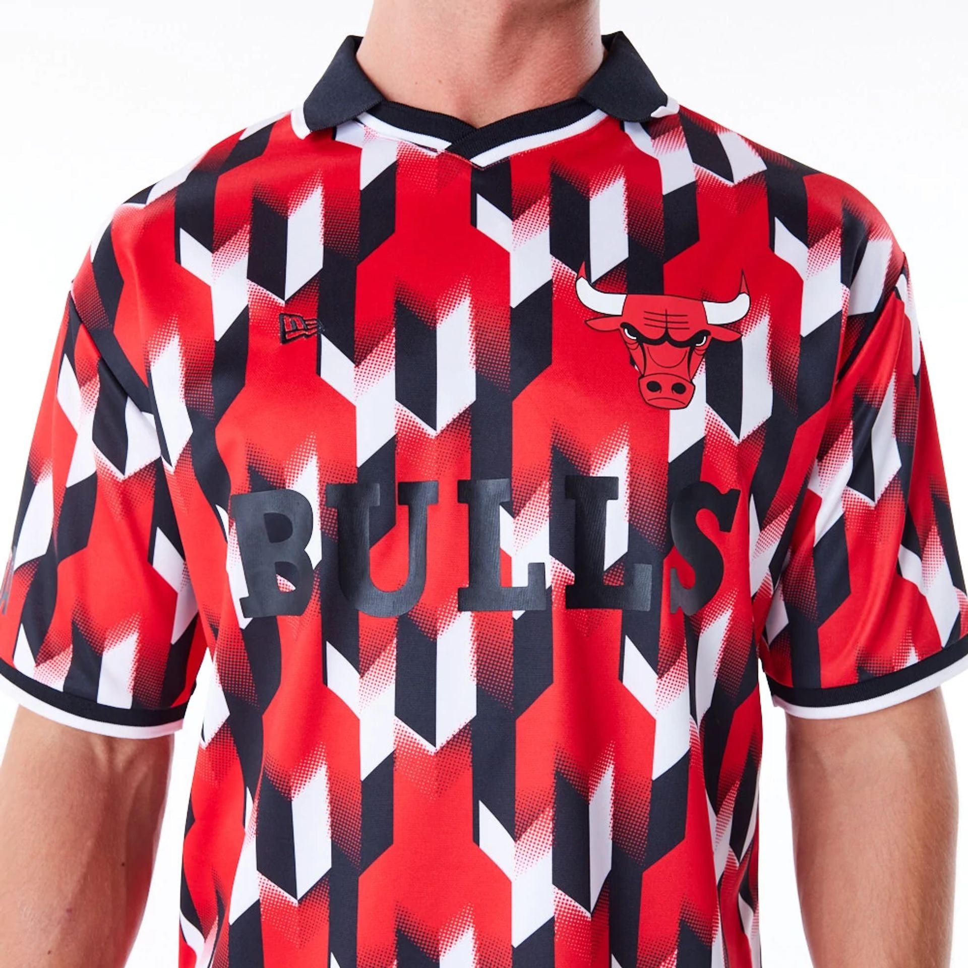 The Male model is wearing Chicago Bulls NBA Soccer Red T-Shirt 6