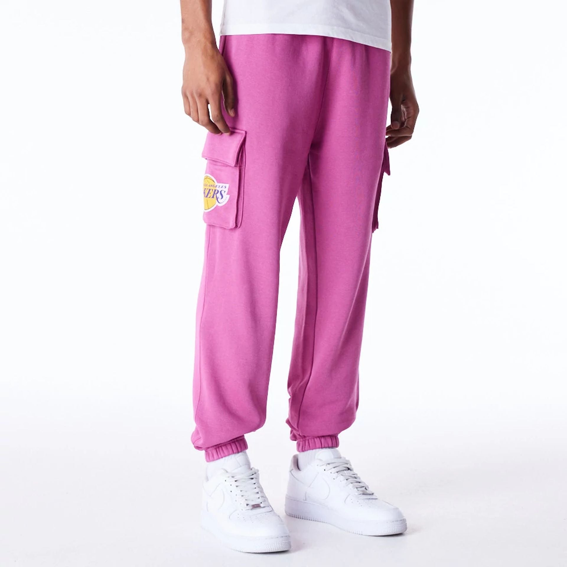 The Male model is wearing LA Lakers NBA Wordmark Purple Fleece Cargo Joggers 1