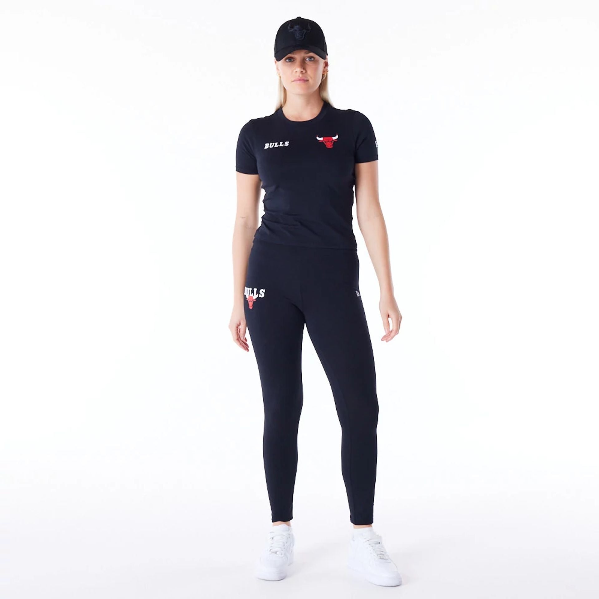 The Female model is wearing Chicago Bulls Womens NBA Team Logo Black Leggings 1