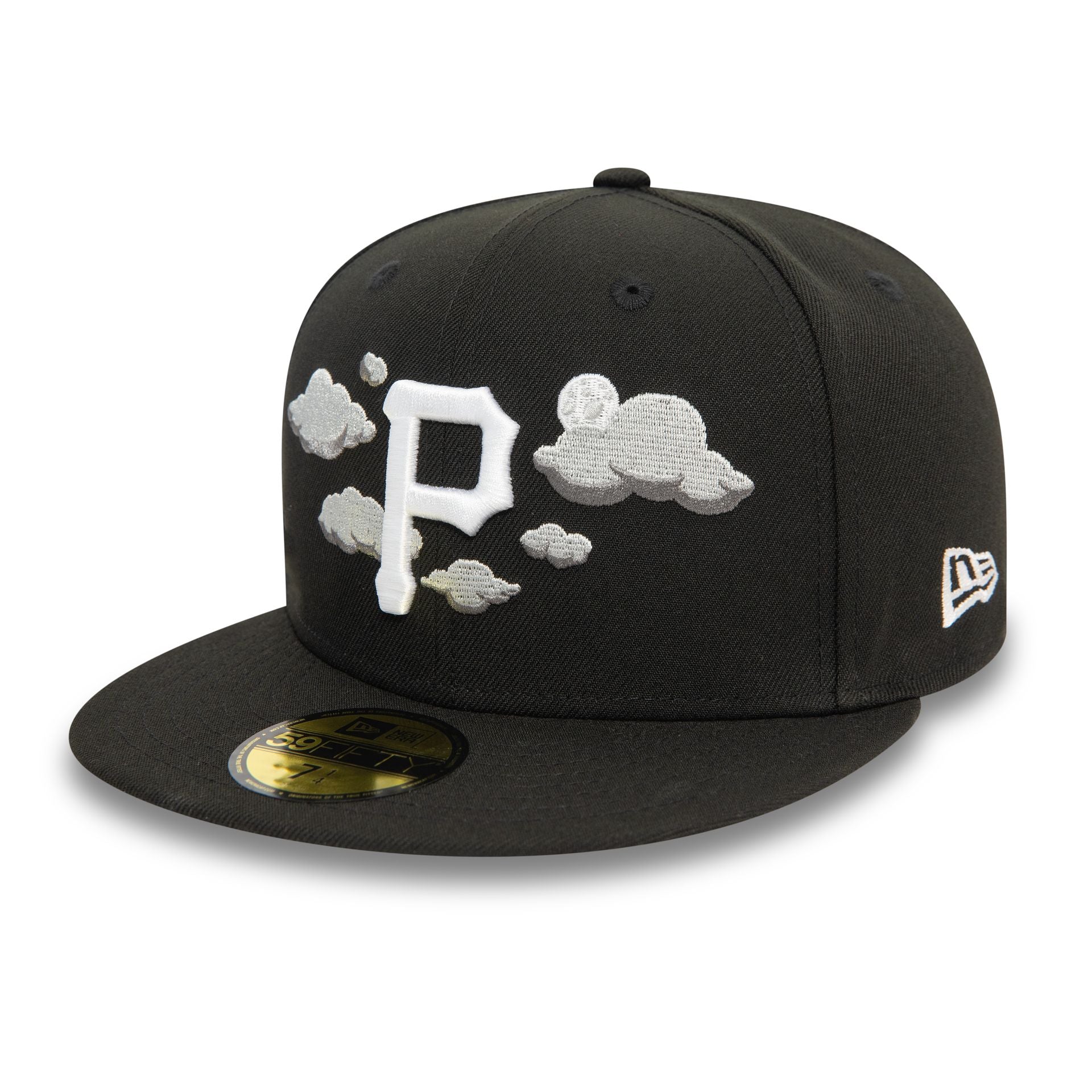 This is a Pittsburgh Pirates MLB Cloud Black 59FIFTY Fitted Cap 1