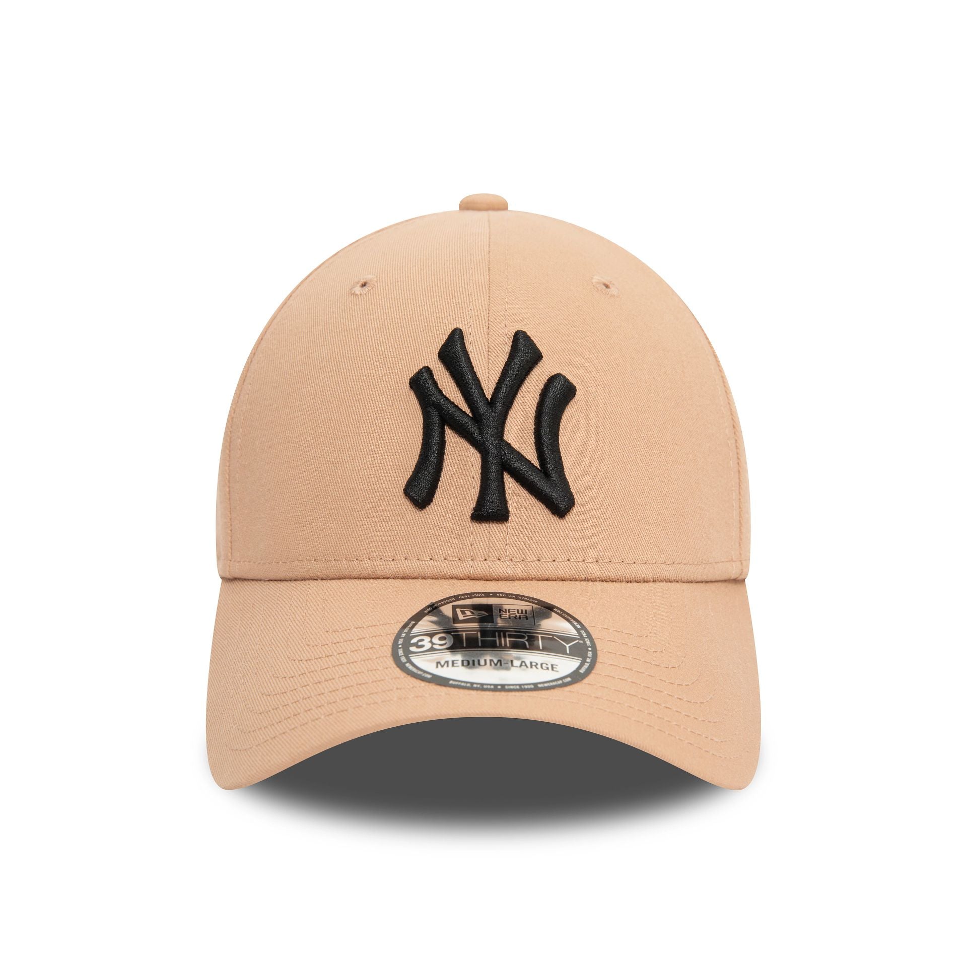 This is a New York Yankees League Essential Beige 39THIRTY Stretch Fit Cap 2