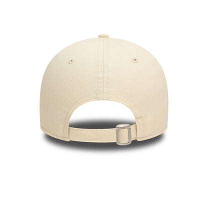 This is a New York Yankees Team Outline Light Beige 9FORTY Adjustable Cap 3