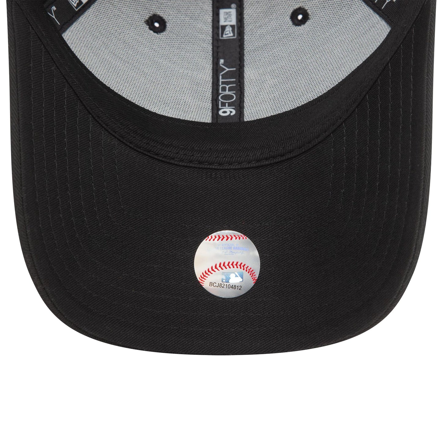 This is a New York Yankees Seasonal Infill Black 9FORTY Adjustable Cap 5