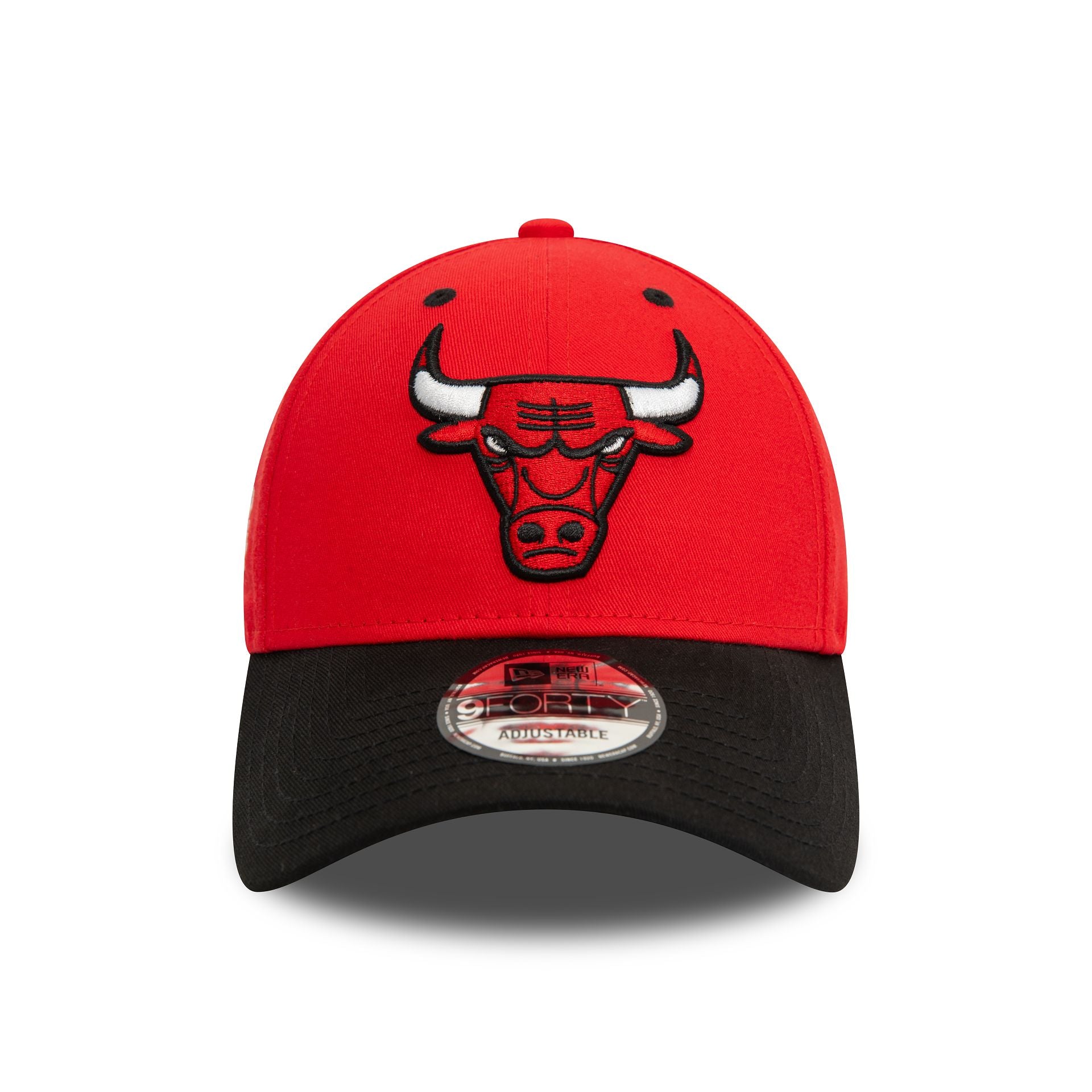 This is a Chicago Bulls NBA Side Patch Red 9FORTY Adjustable Cap 3