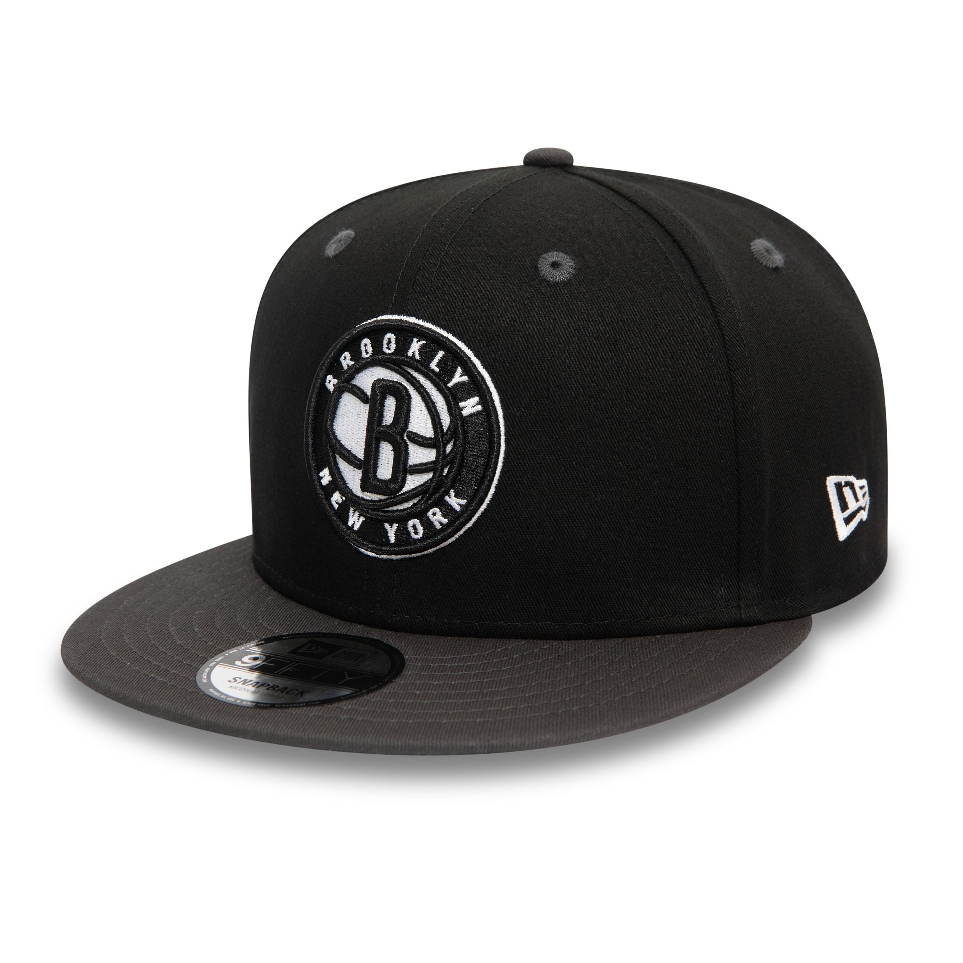 This is a Brooklyn Nets NBA Team Colour Black 9FIFTY Snapback Cap 1