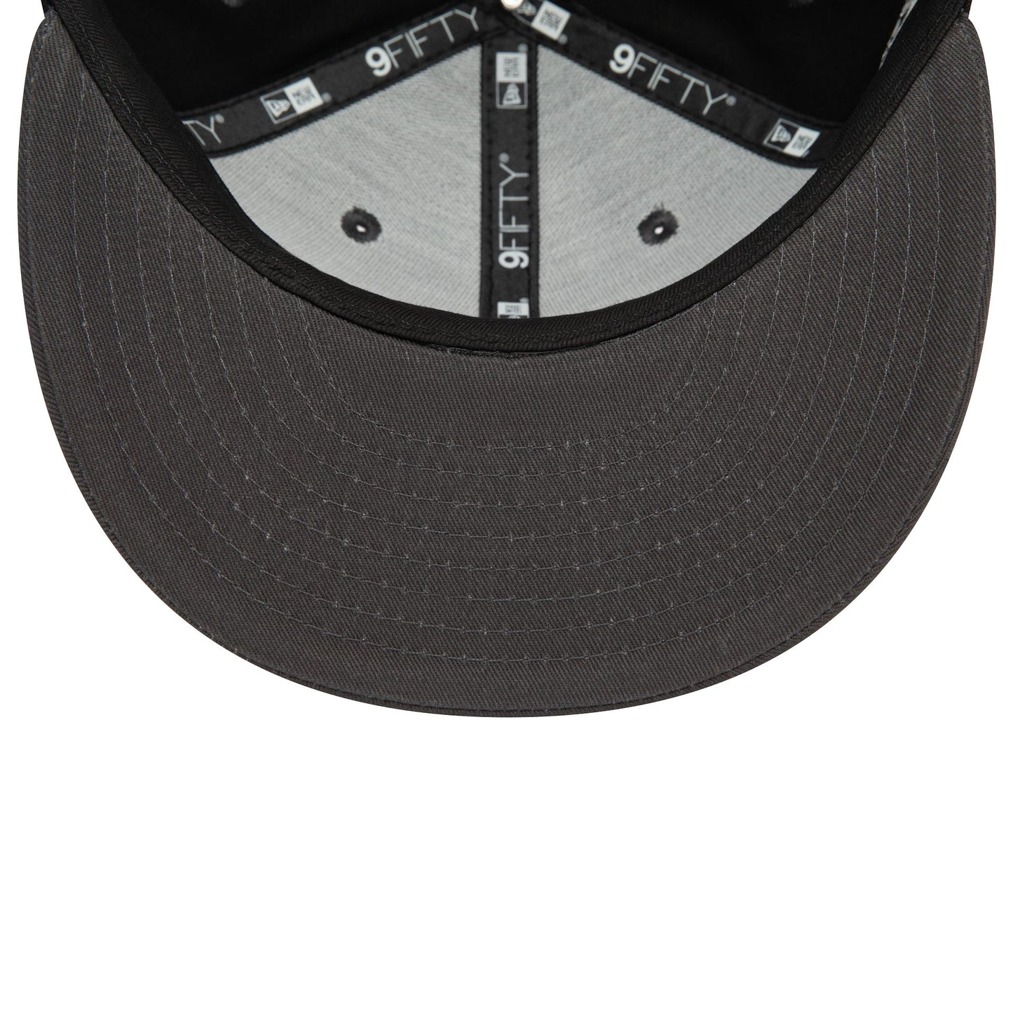 This is a Brooklyn Nets NBA Team Colour Black 9FIFTY Snapback Cap 5