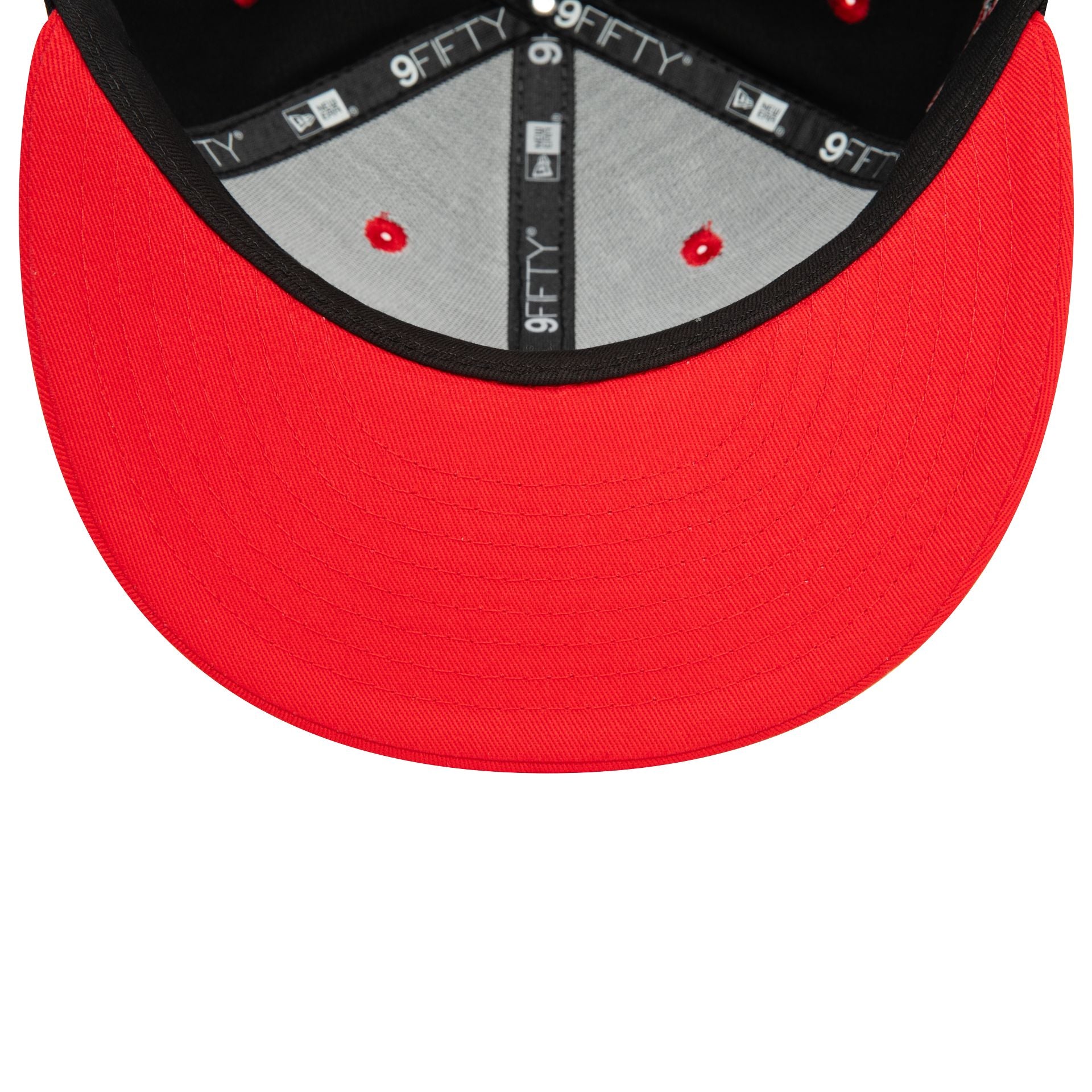 This is a Chicago Bulls NBA Team Colour Black 9FIFTY Snapback Cap 5